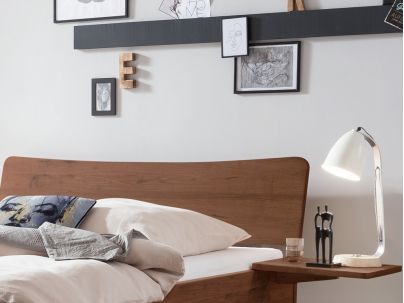 HASENA - Lit en bois massif