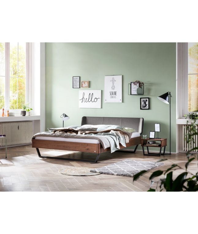 HASENA - Lit en noyer massif