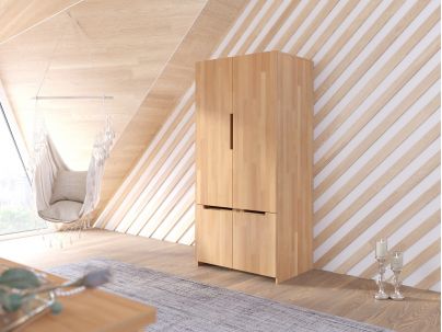 Armoire en hêtre massif