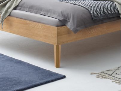 Lit Calvari en chêne bianco massif haut de gamme, en bois massif | Le Monde du Lit