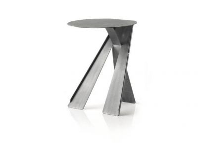 Chevet Apolo en fer forgé. Meuble design pour la chambre. Le Monde du Lit