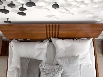 Lit Lilas en hêtre massif haut de gamme | Le Monde du Lit