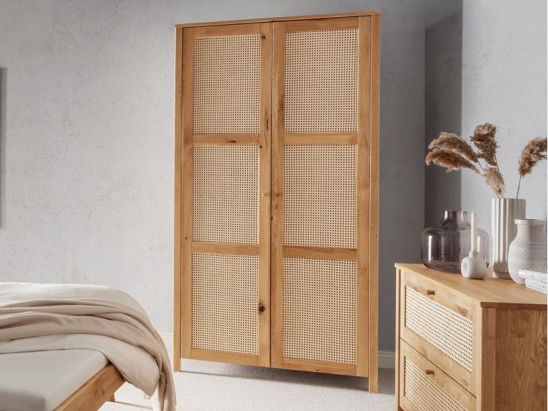 Armoire en chêne massif FSC