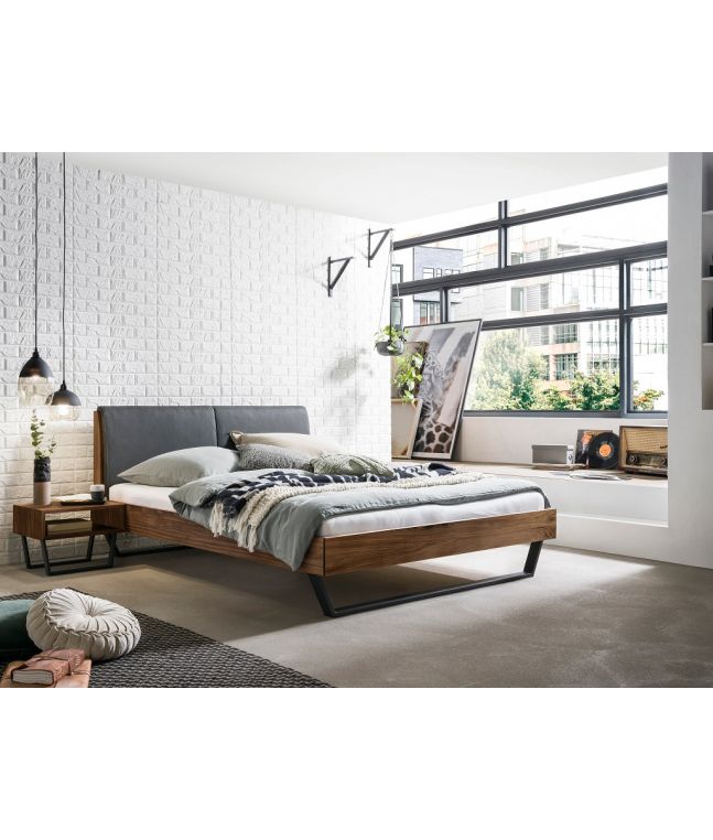 HASENA - Lit en noyer massif