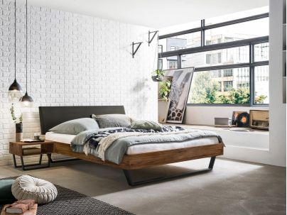 HASENA - Table de nuit en bois massif