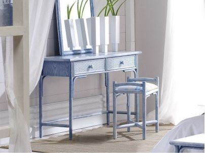 Coiffeuse en rotin haut de gamme, meuble pour la chambre à coucher. Le Monde du Lit