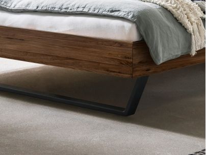 Lit Ostino en noyer massif | Le Monde du Lit