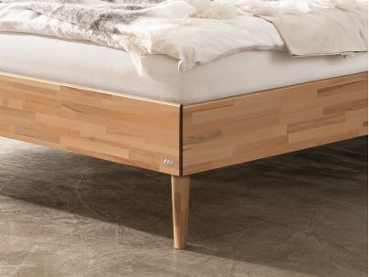 Lit Emilia de design contemporain en bois massif