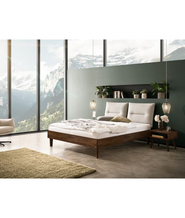 HASENA - Lit en bois de noyer massif Emilia