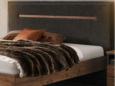 Lit Ostia fabriqué par Hasena en Noyer massif