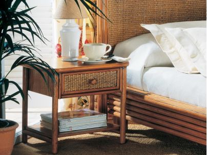 Chevet Mérida en rotin haut de gamme, meuble pour la chambre à coucher. Le Monde du Lit