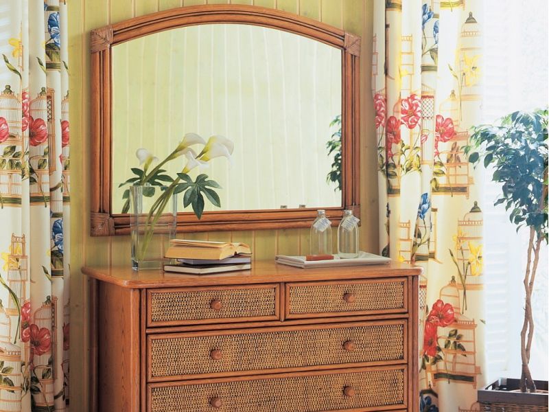 Miroir Soria en rotin haut de gamme, meuble pour la chambre à coucher. Le Monde du Lit