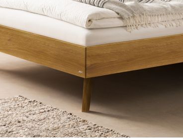 Lit Oak Valeria
