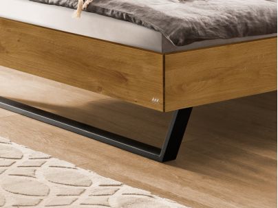 Lit Adriano en chêne massif noueux naturel | Le Monde du Lit