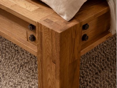 Lit San Stefano en chêne massif recyclé | Collection Factory | Le Monde du Lit