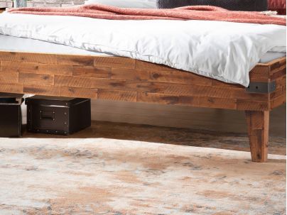 Lit Aloa en acacia vintage brown massif | Le Monde du Lit
