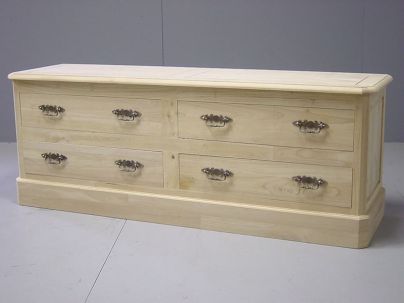 Country4 en hevea massif, 4 tiroirs - Commode en bois - Le Monde du Lit