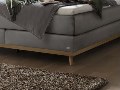 Lit Boxspring Stefania en chêne massif de la marque Hasena | Le Monde du Lit