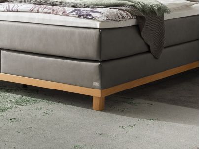 Lit Boxspring Cecilia en chêne massif de la marque Hasena | Le Monde du Lit