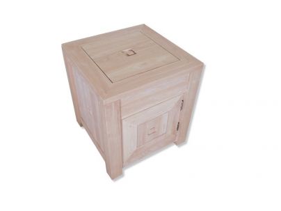 Chevet Pattani en hévéa massif de qualité. Fabrication artisanale.