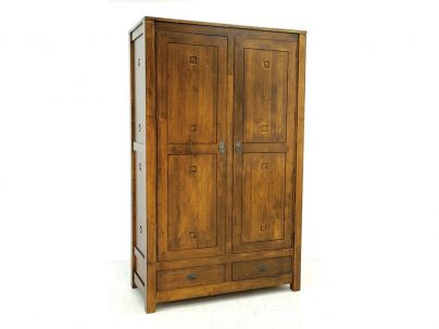Armoire Pattani en hevea massif de qualité. Meuble en bois massif pour la chambre. Le Monde du Lit