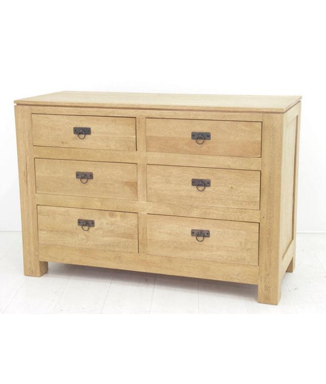 Commode Bangkok en hevea massif de qualité. Meuble en bois massif pour la chambre. Le Monde du Lit