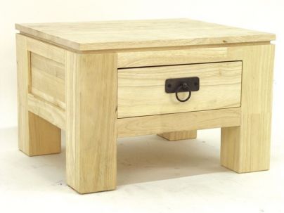 Chevet Bangkok en hévéa massif de qualité. Meuble en bois massif pour la chambre. Le Monde du Lit