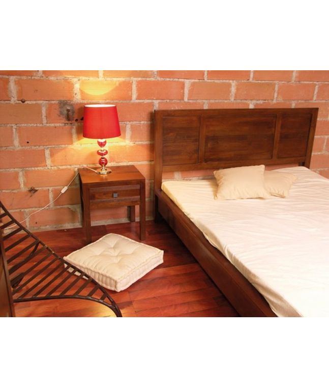 Chevet Pattaya en hévéa massif de qualité. Meuble en bois massif pour la chambre. Le Monde du Lit