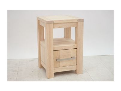 Chevet Thaman2 en hévéa massif de qualité. Meuble en bois massif pour la chambre. Le Monde du Lit