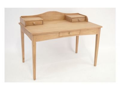 Bureau enfant Rayong en hevea 100% massif. Meuble de qualité.