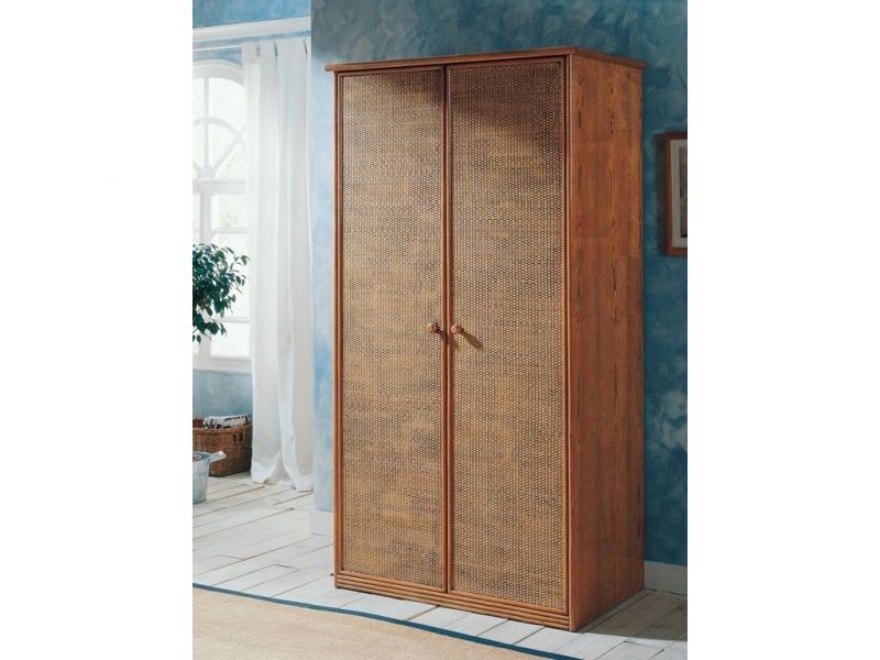 Armoire en rotin