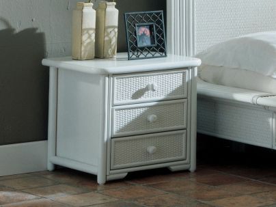 Table de nuit avec 3 tiroirs