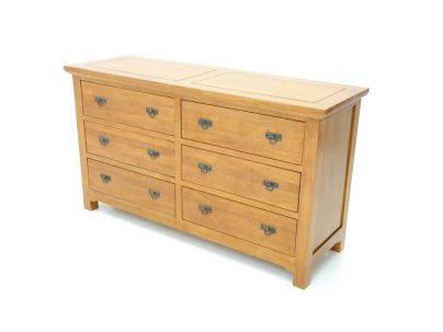 Commode Yala3 en hevea massif de qualité. Meuble en bois massif pour la chambre. Le Monde du Lit