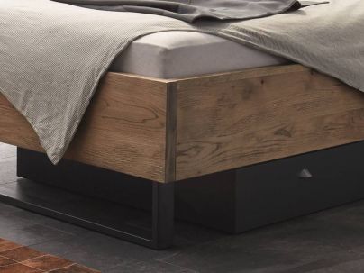 Lit Jeno Vintage en chêne sauvage massif, Hasena fabricant Suisse. Meuble pour la chambre