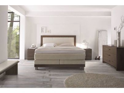 Lit boxspring Cessa en chêne massif, Hasena fabricant Suisse. Meuble pour la chambre