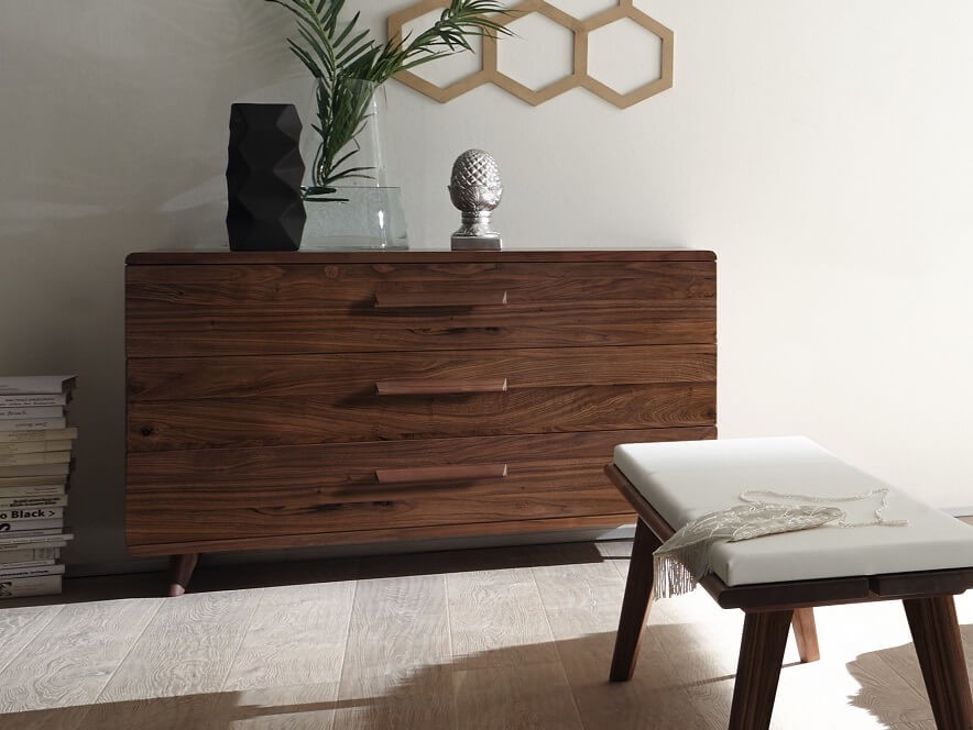 Commodes en Noyer Massif