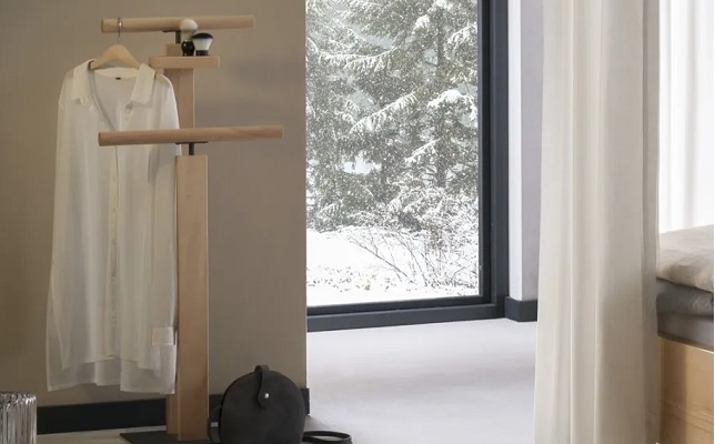 VALETS EN BOIS MASSIF